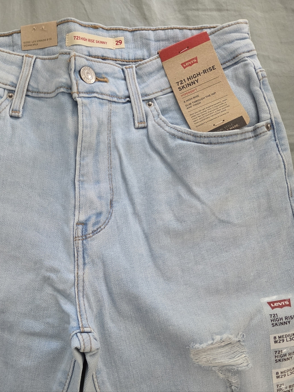 Levi's 721 High-Rise Skinny Jeans in Light Wash Blue